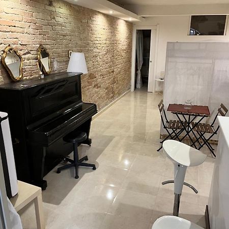 House74 Apartment Каляри Екстериор снимка
